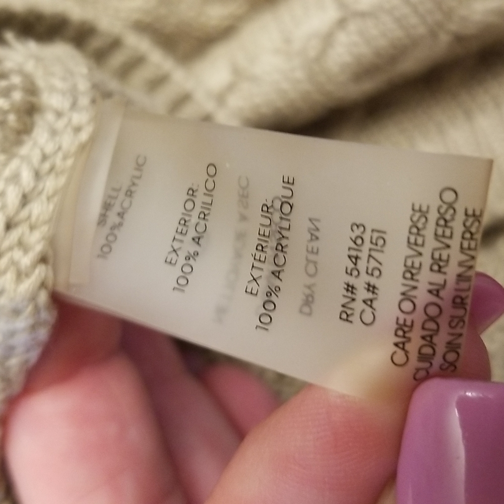 Gorgeous women's Calvin Klein sweater dress - Picture 8 of 10
